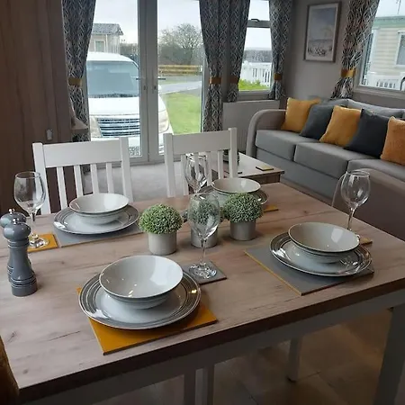 Дом отдыха Nadia's Smart Tv & Wi-fi *