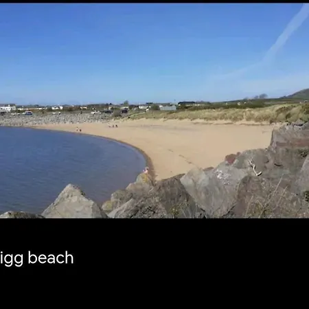 Nadia's Smart Tv & Wi-fi Дом отдыха *