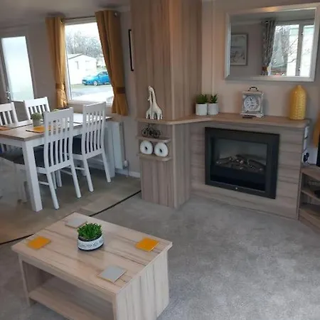 Nadia's Smart Tv & Wi-fi *