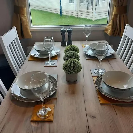 Nadia's Smart Tv & Wi-fi Haverigg